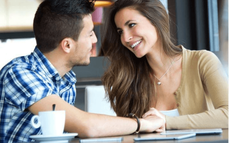 7 Signs A Girl Likes You